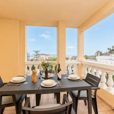 Lovely 1 Bedroom Location *
