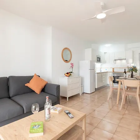 Lovely 1 Bedroom Location لوس كريستيانوس
